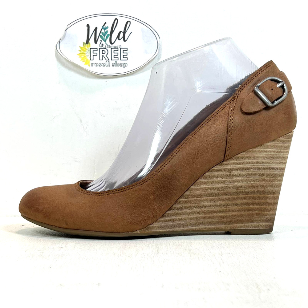 Lucky Brand Tan Wedge Heels with Buckle